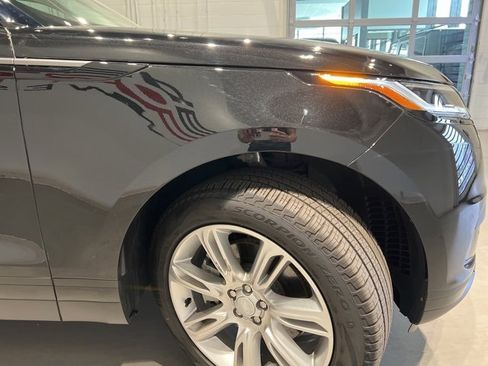 Used 2025 Land Rover Range Rover Velar S image 4