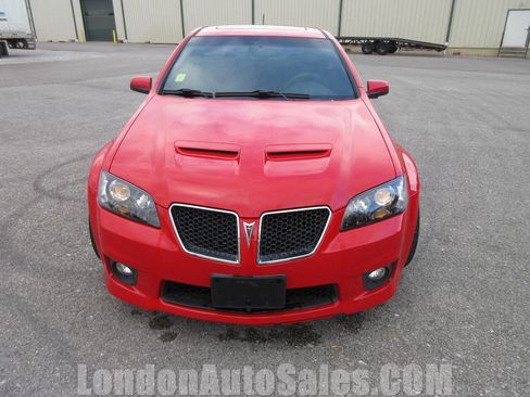 Used 2009 Pontiac G8 GXP image 8