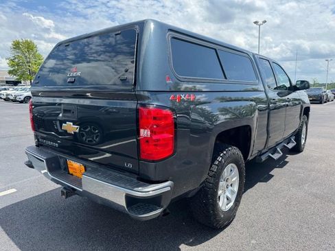 Used 2019 Chevrolet Silverado 1500 LT AWD/4WD image 3