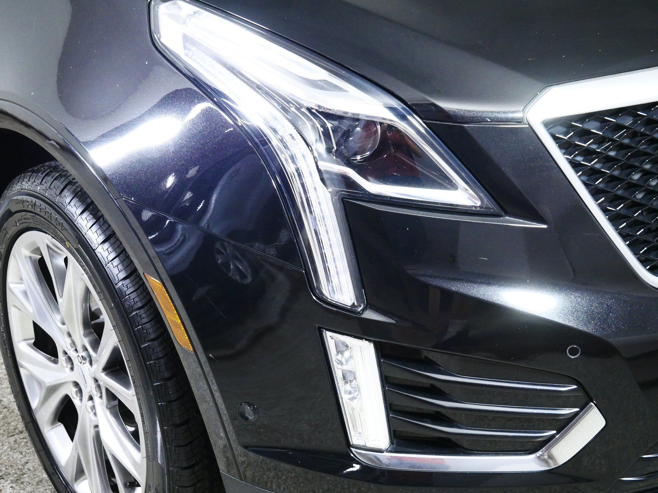 Used 2020 Cadillac XT5 Sportv AWD/4WD image 16