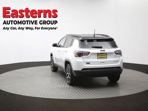 Used 2025 Jeep Compass Limited AWD/4WD image 65