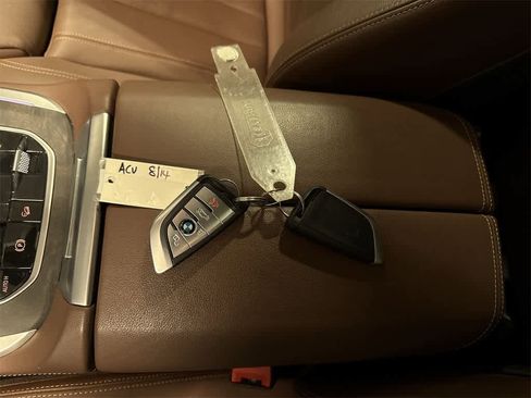 Used 2022 BMW X5 xDrive45e w/ M Sport Package image 35