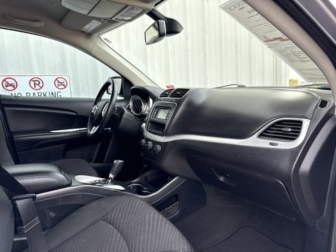 Used 2018 Dodge Journey SE w/ Popular Equipment Group image 33