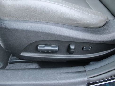 Used 2013 Hyundai Sonata Limited w/ Premium Pkg FWD image 13