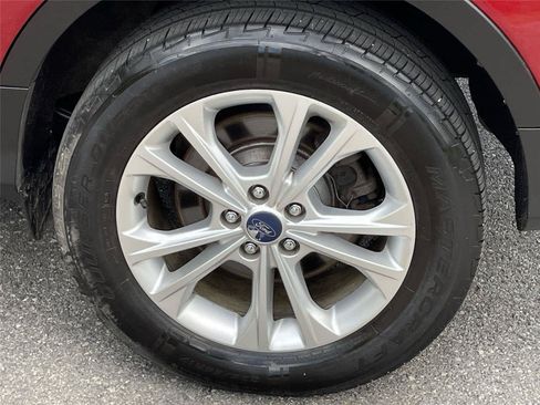 Used 2018 Ford Escape SEL AWD/4WD image 11
