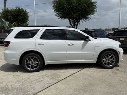 New 2026 Dodge Durango GT image 3