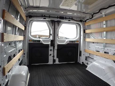 Used 2025 Ford Transit 250 Low Roof w/ Exterior Upgrade Package RWD image 28