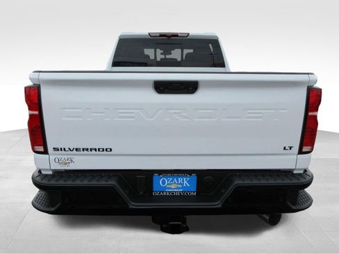 New 2026 Chevrolet Silverado 3500 LT image 4