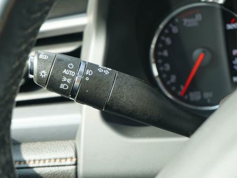 Used 2023 GMC Acadia AT4 w/ Technology Package image 19