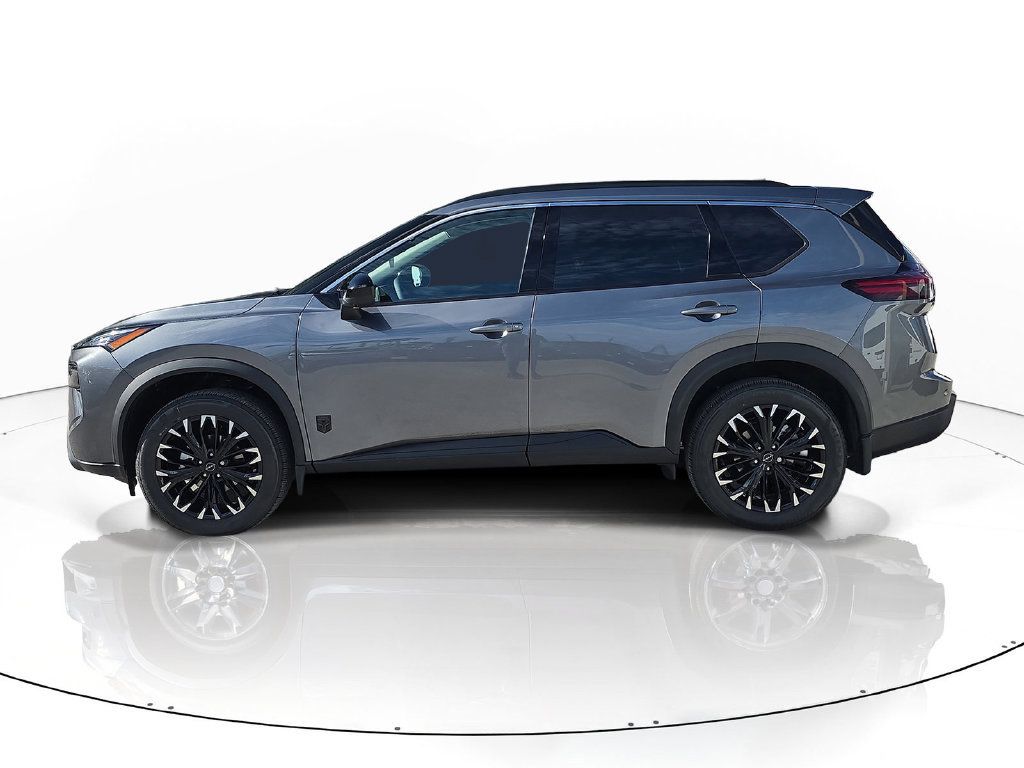 New 2026 Nissan Rogue Dark Armor FWD image 5