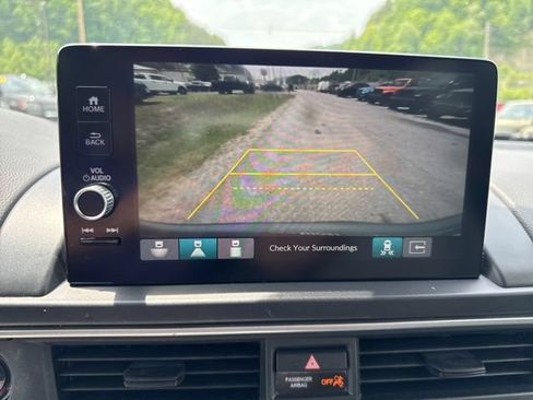 Used 2023 Honda Pilot Touring image 41