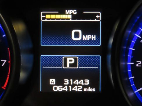 Used 2017 Subaru Legacy 3.6R Limited w/ Popular Package #4 AWD/4WD image 10