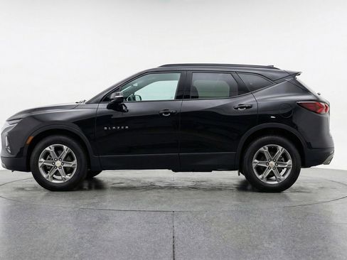 Used 2025 Chevrolet Blazer LT image 5