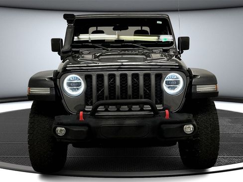 Used 2020 Jeep Gladiator Rubicon w/ Trailer Tow Package image 2