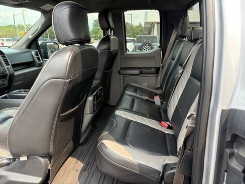 Used 2018 Ford F150 XLT w/ Equipment Group 302A Luxury AWD/4WD image 16