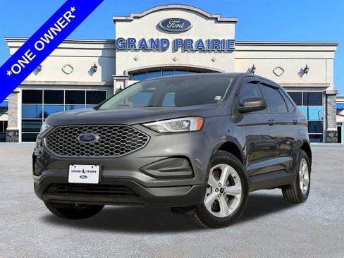 Certified 2024 Ford Edge SE image 1
