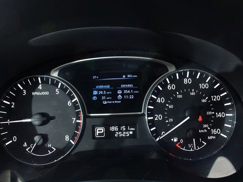 Used 2015 Nissan Altima 2.5 S w/ Power Driver Seat Package image 26