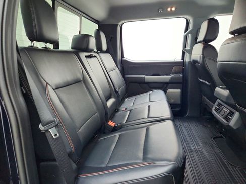 Used 2023 Ford F250 Lariat w/ Sport Appearance Package AWD/4WD image 31