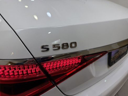 Certified 2025 Mercedes-Benz S 580 4MATIC Sedan image 7