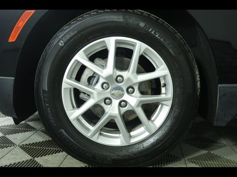 Used 2024 Chevrolet Equinox LS w/ Driver Confidence II Package image 7