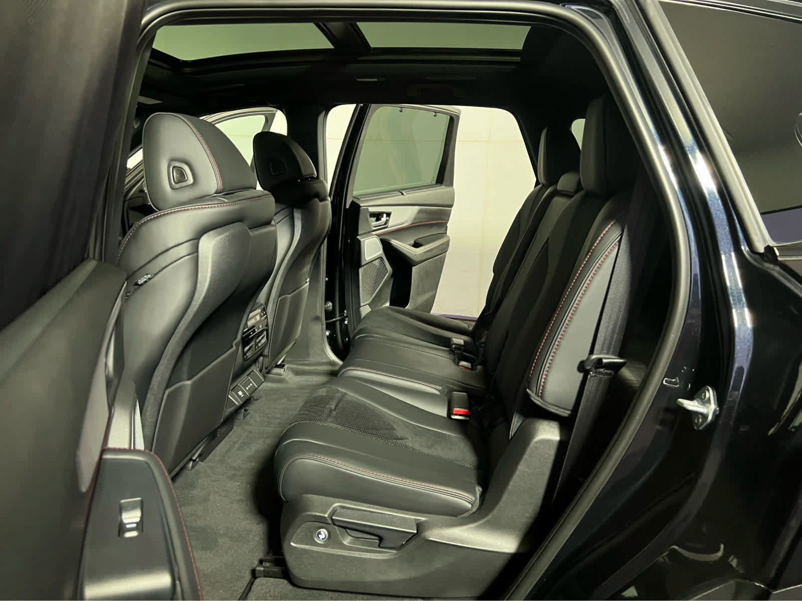 Used 2026 Acura MDX A-Spec AWD/4WD image 25