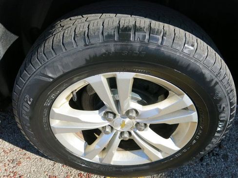 Used 2014 Chevrolet Equinox LS image 33