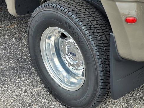 New 2026 Ford F350 Lariat w/ FX4 Off-Road Package image 5