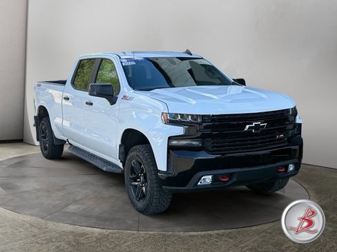Used 2020 Chevrolet Silverado 1500 LT Trail Boss w/ Convenience Package image 1