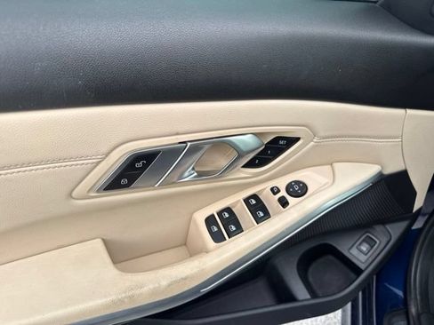 Used 2020 BMW 330i Sedan w/ Premium Package RWD image 12