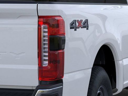 New 2026 Ford F350 XL w/ 360-Degree Camera Package AWD/4WD image 21