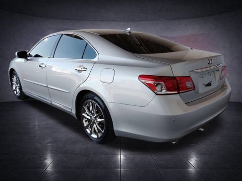 Used 2011 Lexus ES 350 FWD image 3