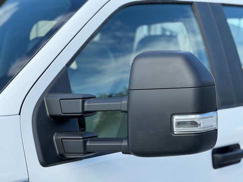 Used 2018 Ford F250 XL w/ Power Equipment Group image 8