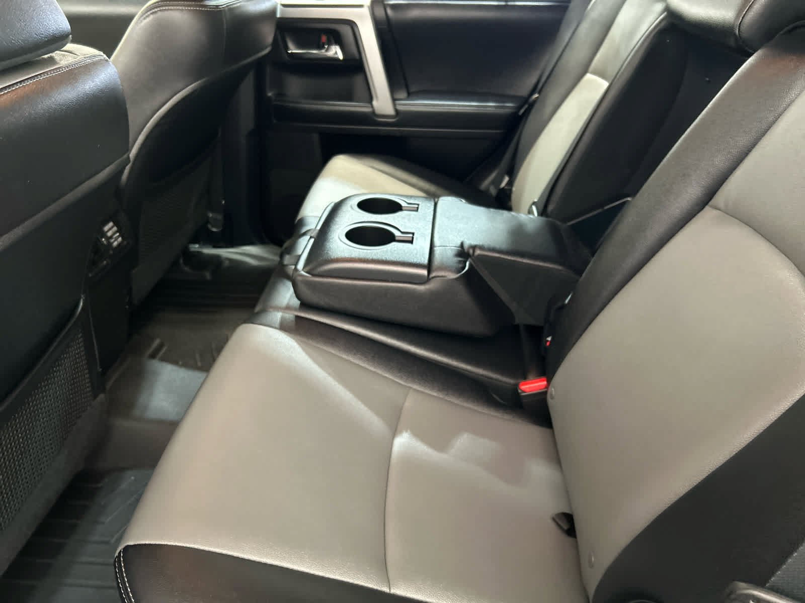 Used 2014 Toyota 4Runner SR5 Premium AWD/4WD image 13