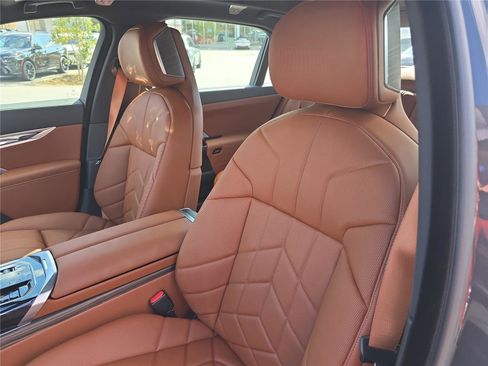 New 2026 BMW 760i xDrive w/ Executive Package AWD/4WD image 21