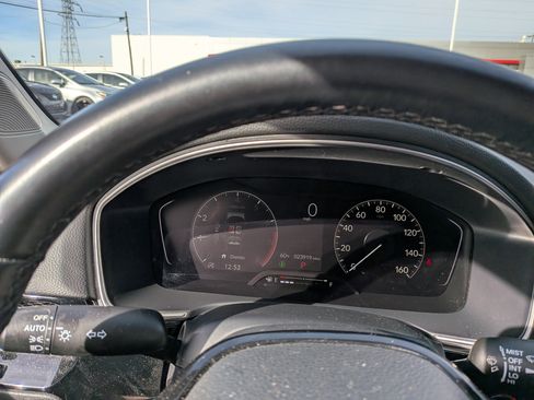 Used 2024 Honda Civic EX-L image 15