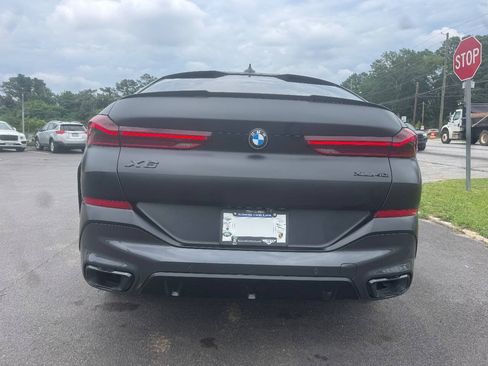Used 2022 BMW X6 xDrive40i w/ Executive Package AWD/4WD image 5
