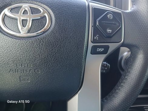 Used 2017 Toyota 4Runner SR5 RWD image 30