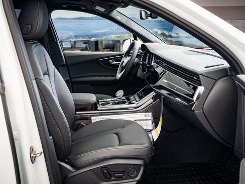 Used 2025 Audi Q7 2.0T Premium Plus w/ Premium Plus Package image 22