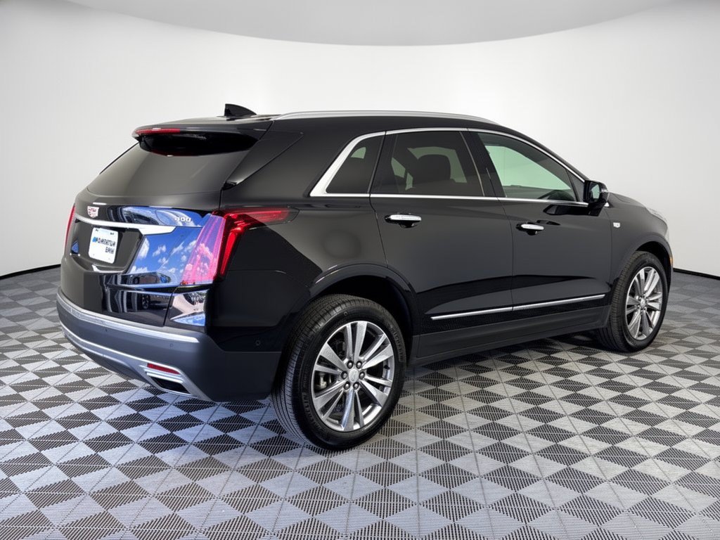 Used 2024 Cadillac XT5 Premium Luxury w/ Technology Package FWD image 9