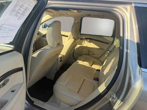 Used 2015 Volvo XC70 T6 Platinum AWD/4WD image 29