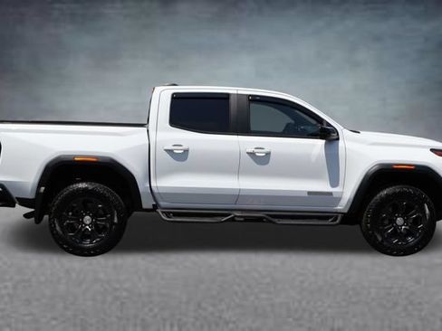 Used 2024 GMC Canyon Elevation w/ Convenience Package RWD image 2
