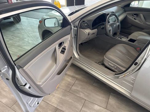 Used 2009 Toyota Camry Hybrid FWD image 14
