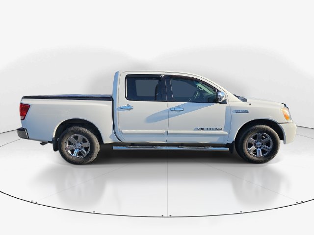 Used 2012 Nissan Titan SV w/ SV Value Truck Pkg RWD image 2