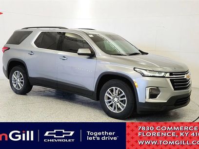 Used 2023 Chevrolet Traverse LT