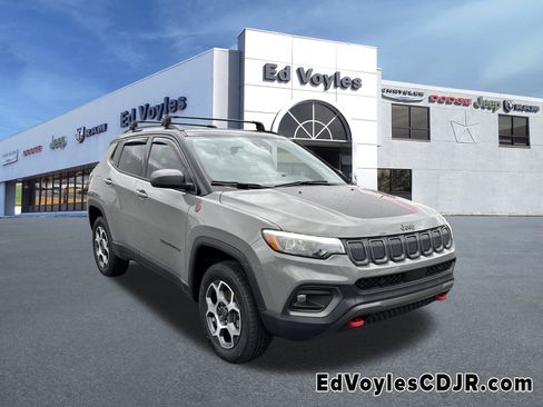 Used 2022 Jeep Compass Trailhawk w/ Trailhawk Elite Group image 1