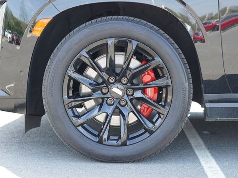 Used 2022 Cadillac Escalade Sport Platinum w/ LPO, ONYX Package image 10