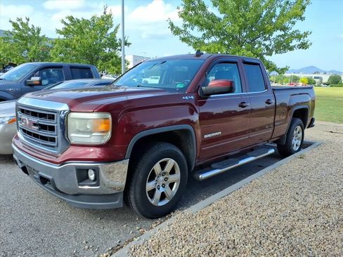 Used 2015 GMC Sierra 1500 SLE w/ SLE Value Package AWD/4WD image 4
