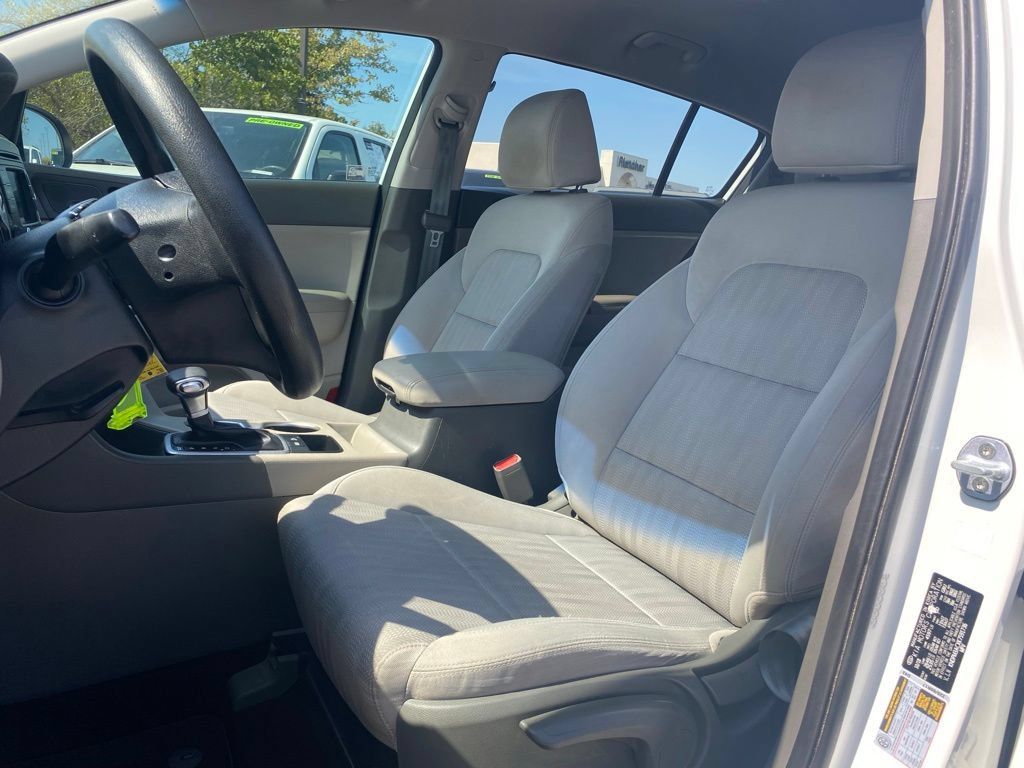 Used 2019 Kia Sportage LX FWD image 10