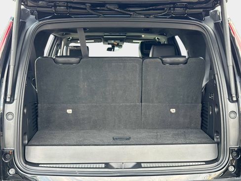 Used 2018 Cadillac Escalade Platinum image 15