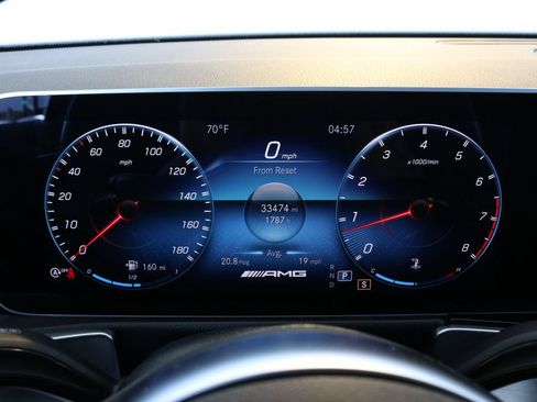 Used 2021 Mercedes-Benz GLB 35 AMG 4MATIC image 22